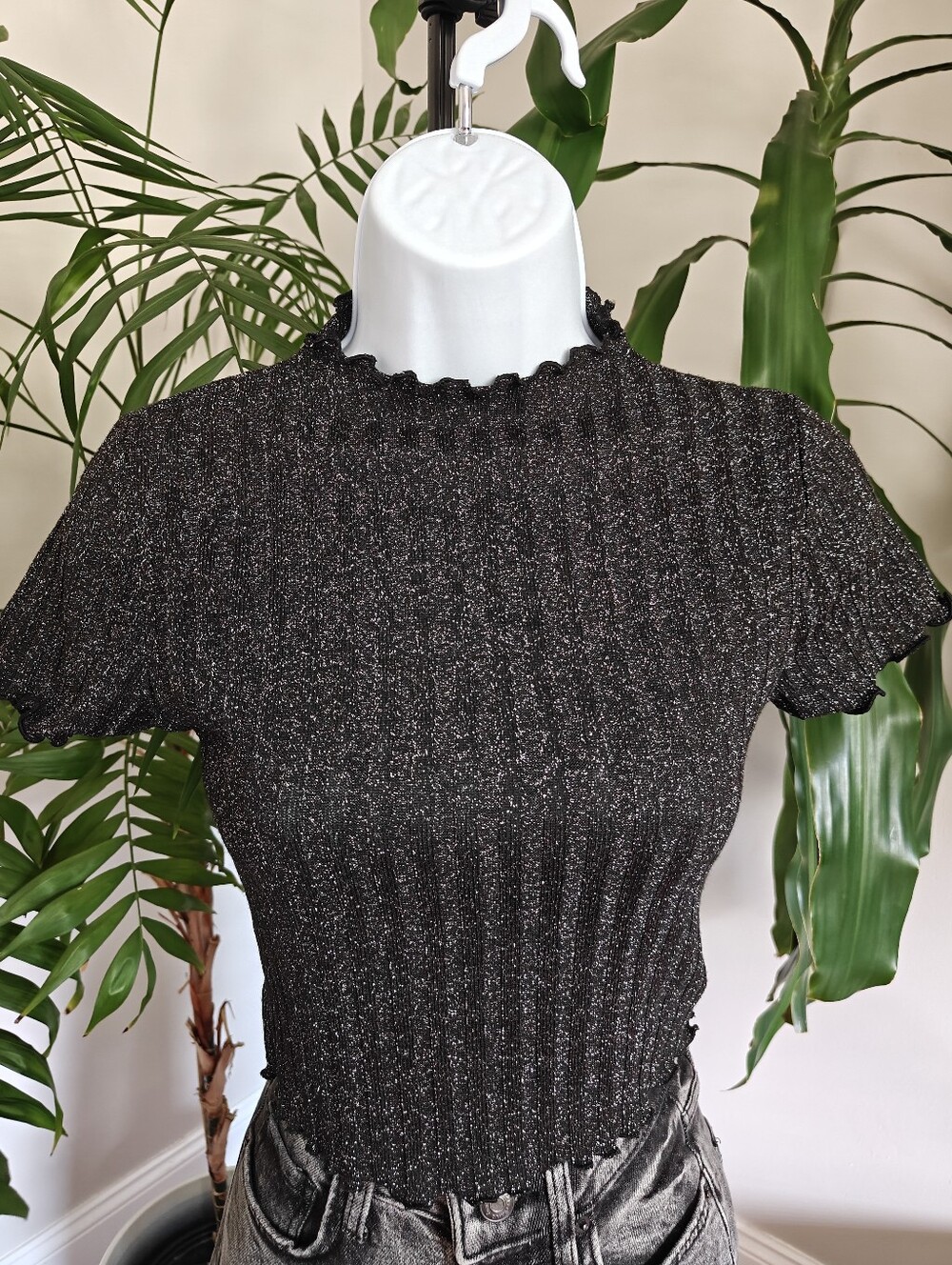 NWOT Glitter Knit Crop Top